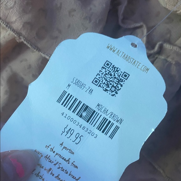 Altar’d state skirt - Picture 2 of 2